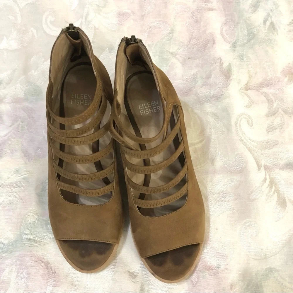 Eileen Fisher Sienna Nubuck James Strappy Block Heel Sandal Sz 6.5